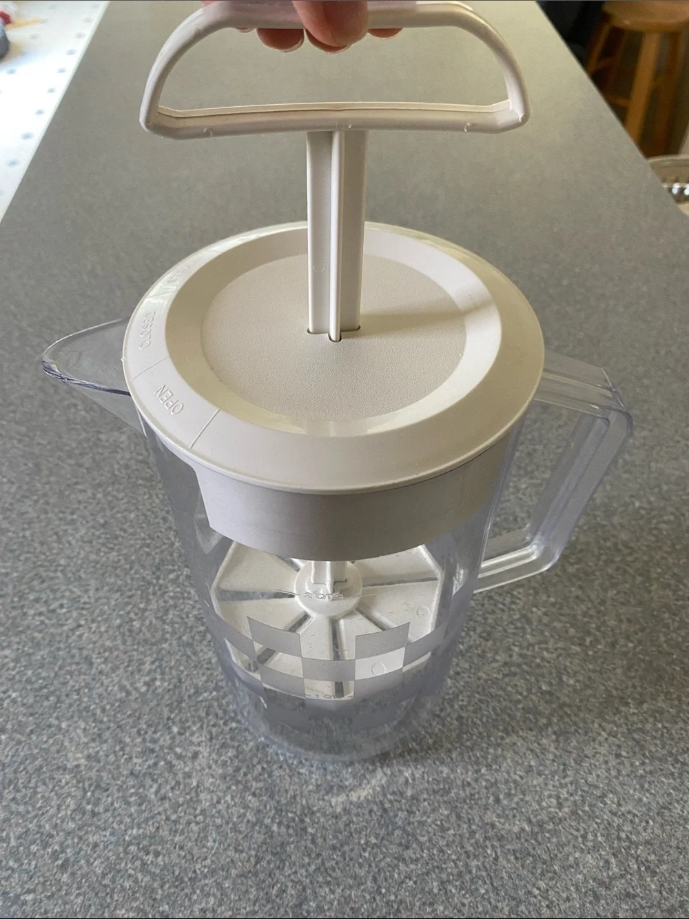 Pampered Chef Clear Plastic Pitcher with a White Infuser - Home Kitchen